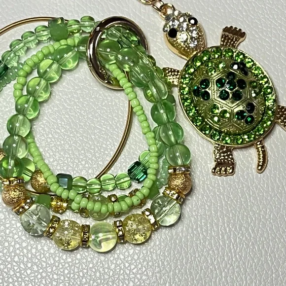 Turtle Bracelet Keychain - Picture 11 of 11